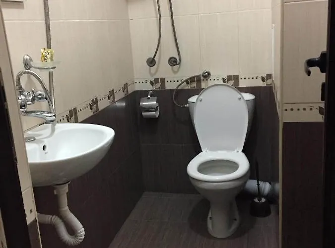 ели Konukevi Primorsko